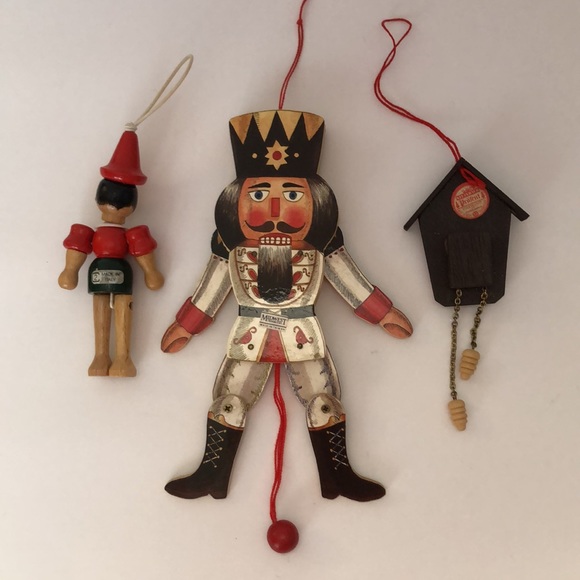Bundle Vintage Wooden Ornaments-Italy Pinocchio Germany Clock And Nutcracker - Picture 6 of 14